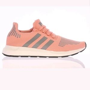 Adidas swift tennis shoe